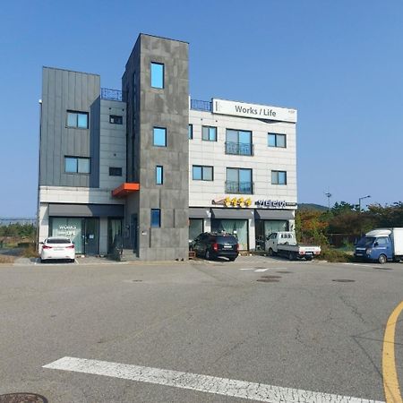 29 Play House Hotel Incheon Bagian luar foto