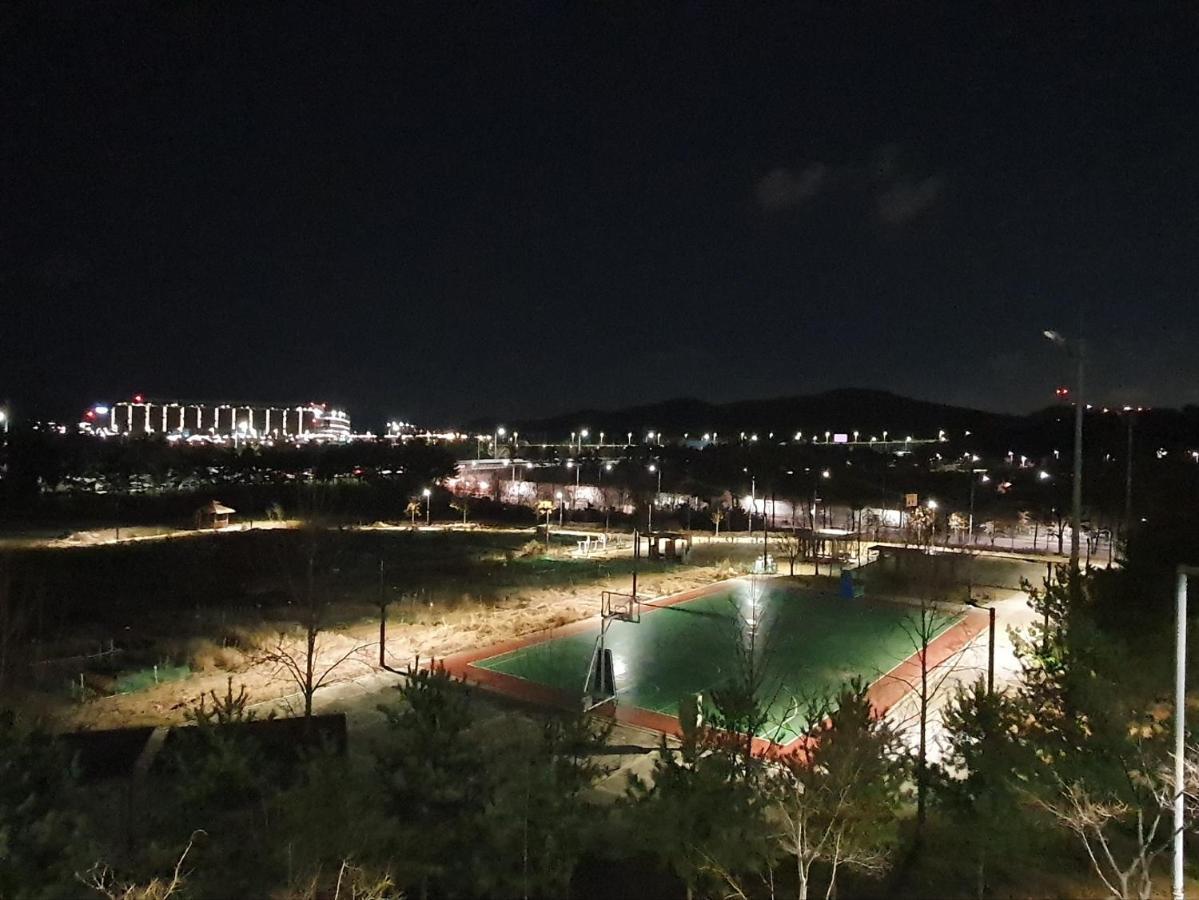29 Play House Hotel Incheon Bagian luar foto