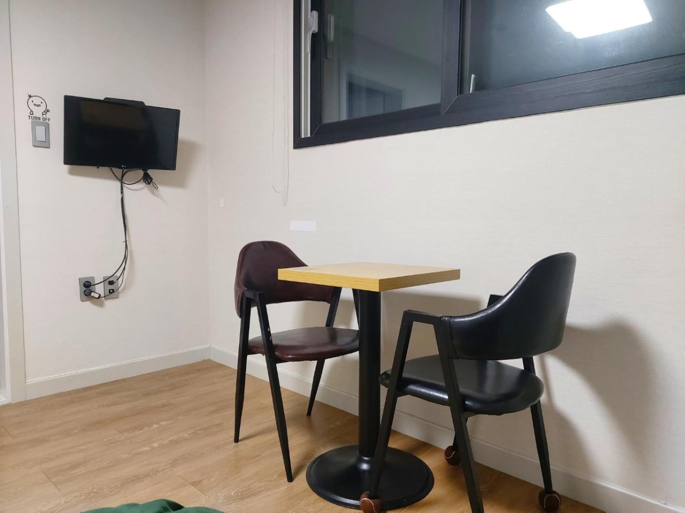 29 Play House Hotel Incheon Bagian luar foto