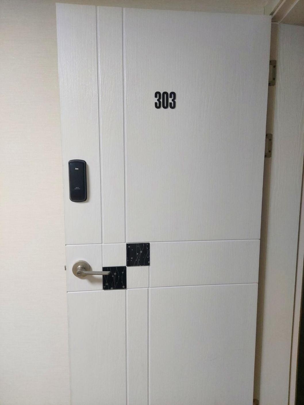 29 Play House Hotel Incheon Bagian luar foto