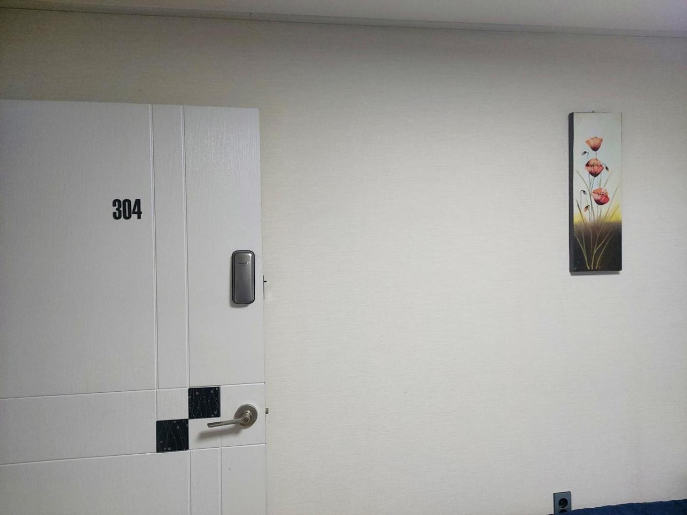 29 Play House Hotel Incheon Bagian luar foto